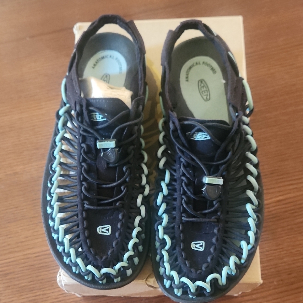 Keen Black and Mint Woven Sneakers